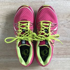 Pearl Izumi N3 Road Running Shoes size 10.5